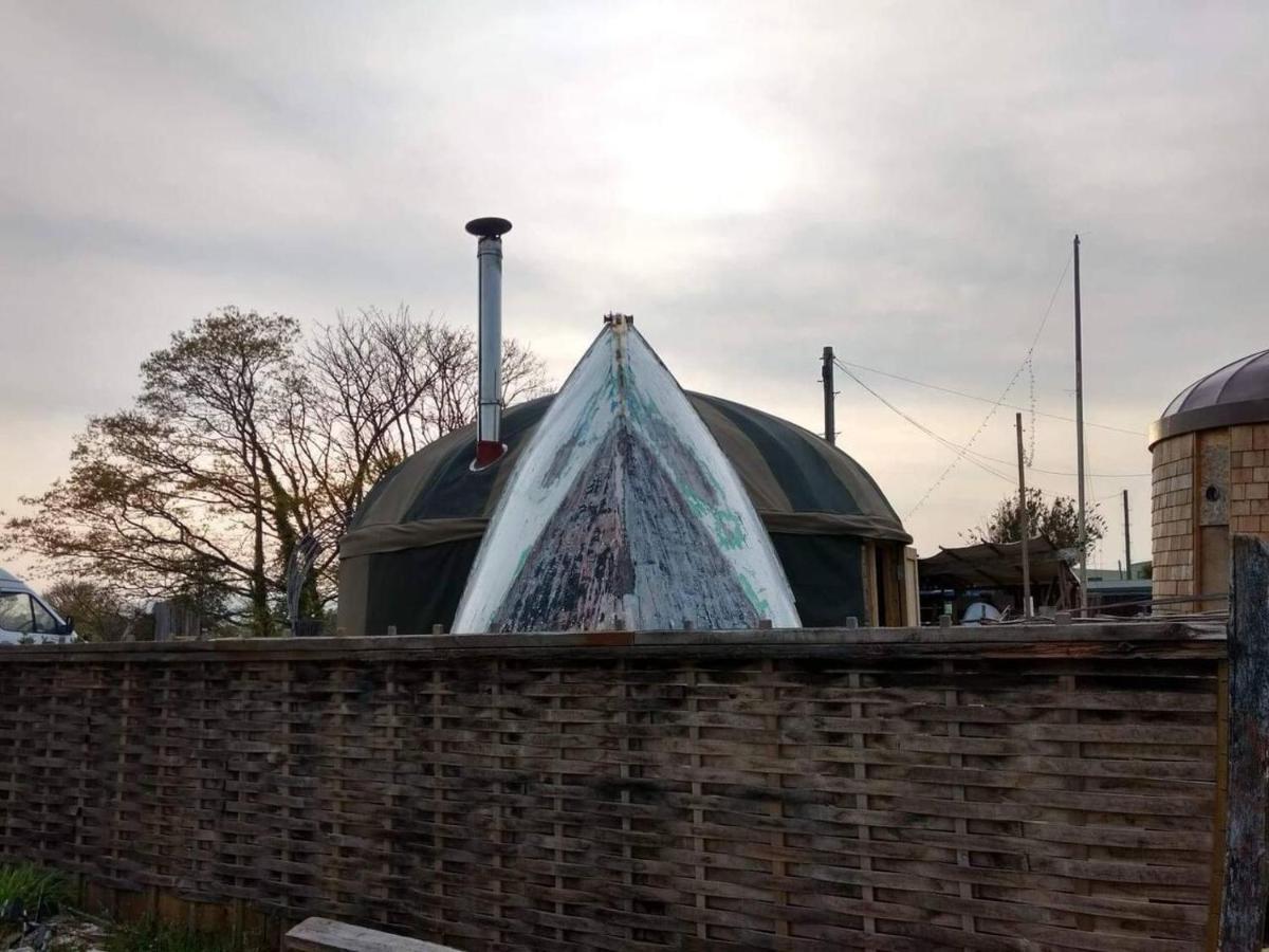 Bembridge Harbour Yurt - Log Burner - Wifi Villa ภายนอก รูปภาพ