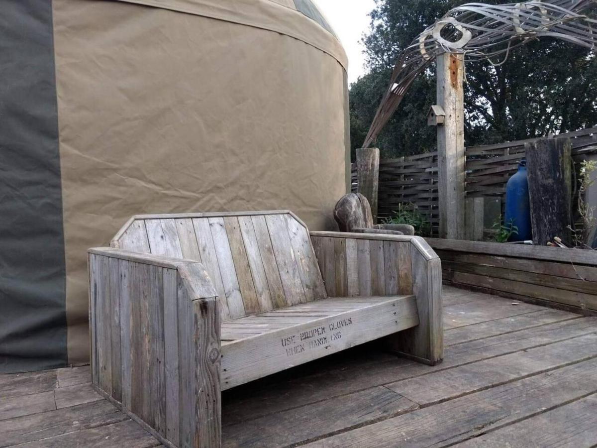 Bembridge Harbour Yurt - Log Burner - Wifi Villa ภายนอก รูปภาพ